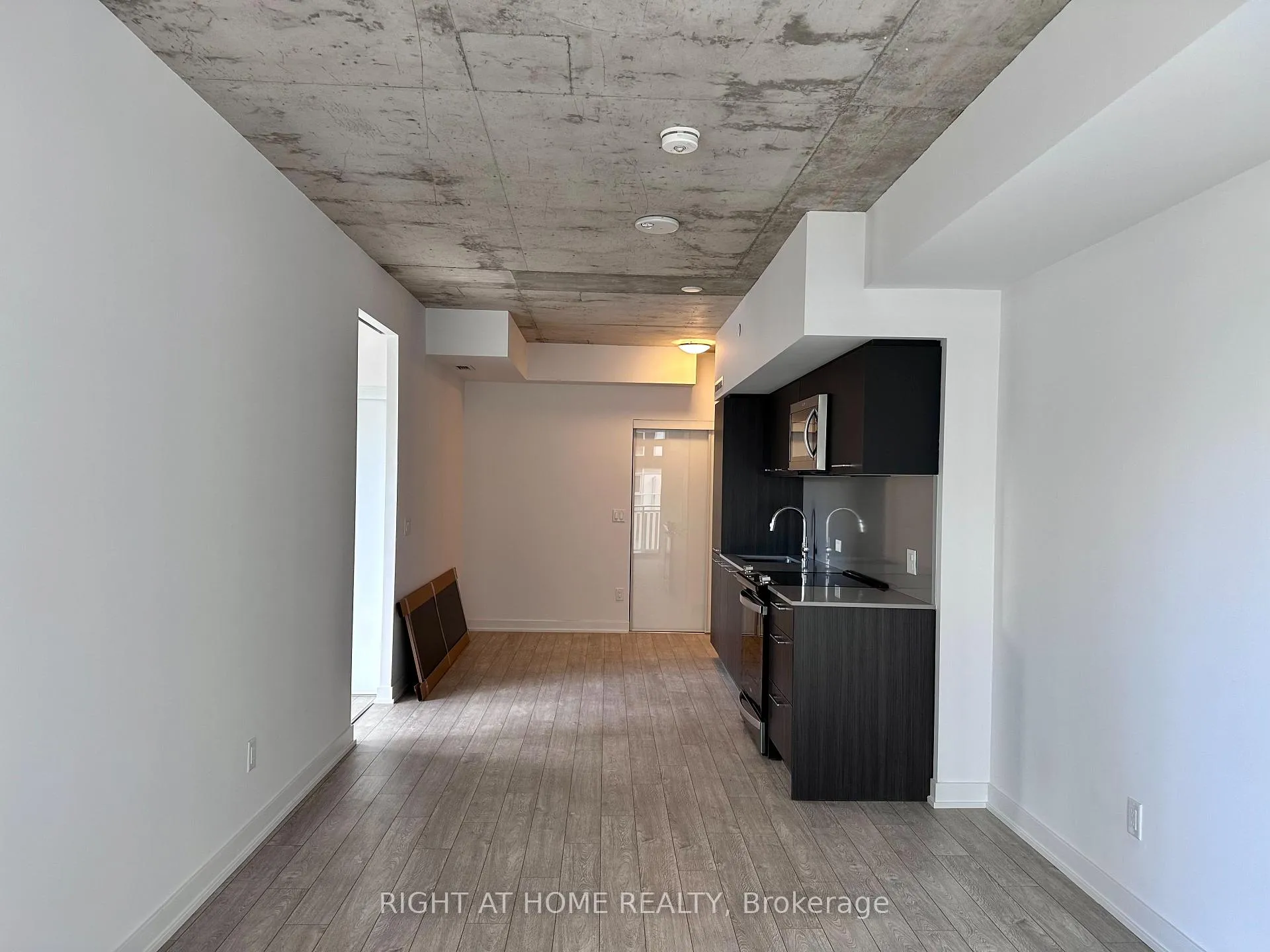 Photo 8 of Unit 705, 45 Baseball Place, Toronto, South Riverdale — HOMEH