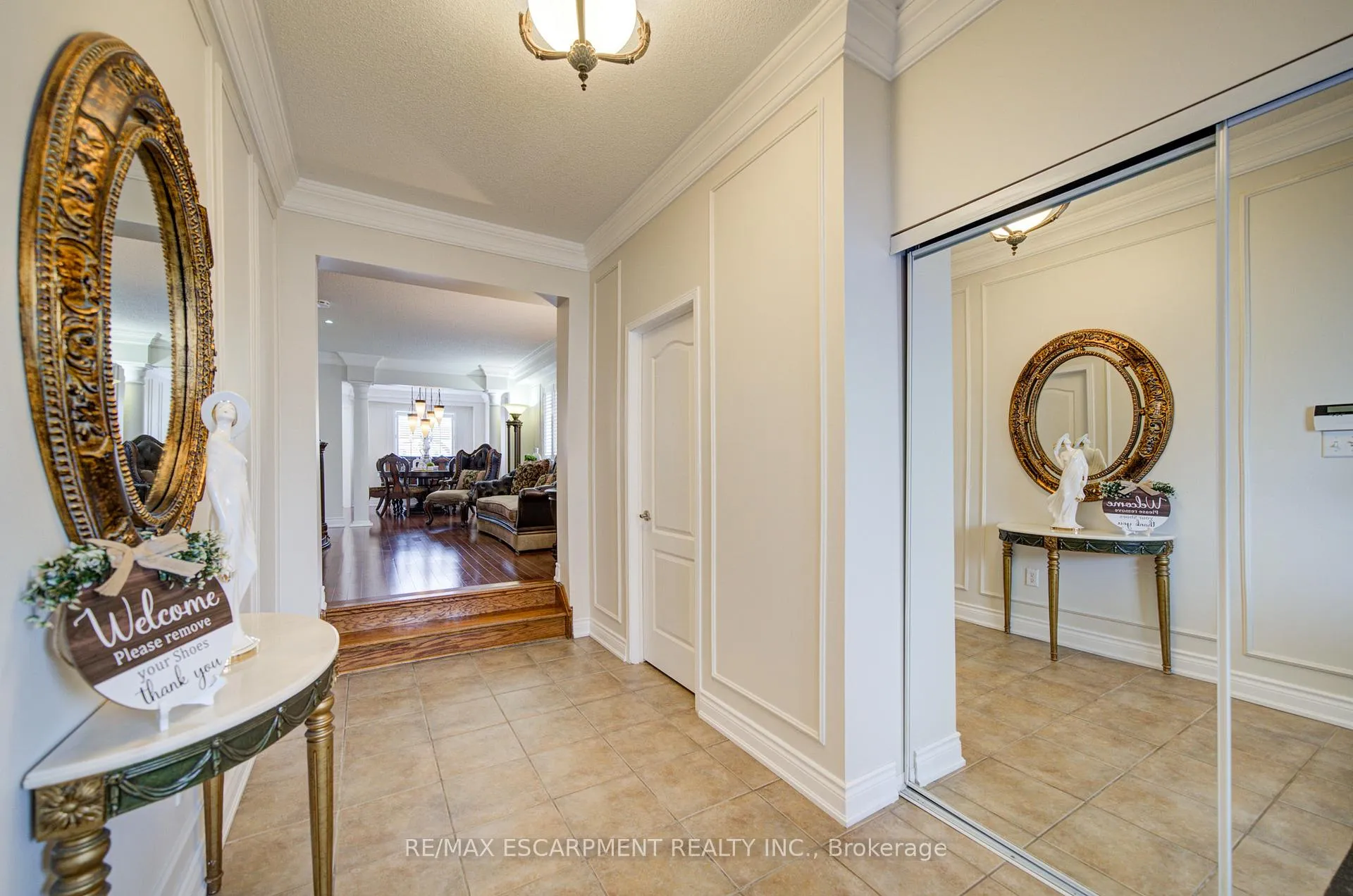Photo 3 of 1227 Lamont Crescent, Milton, Clarke — HOMEH