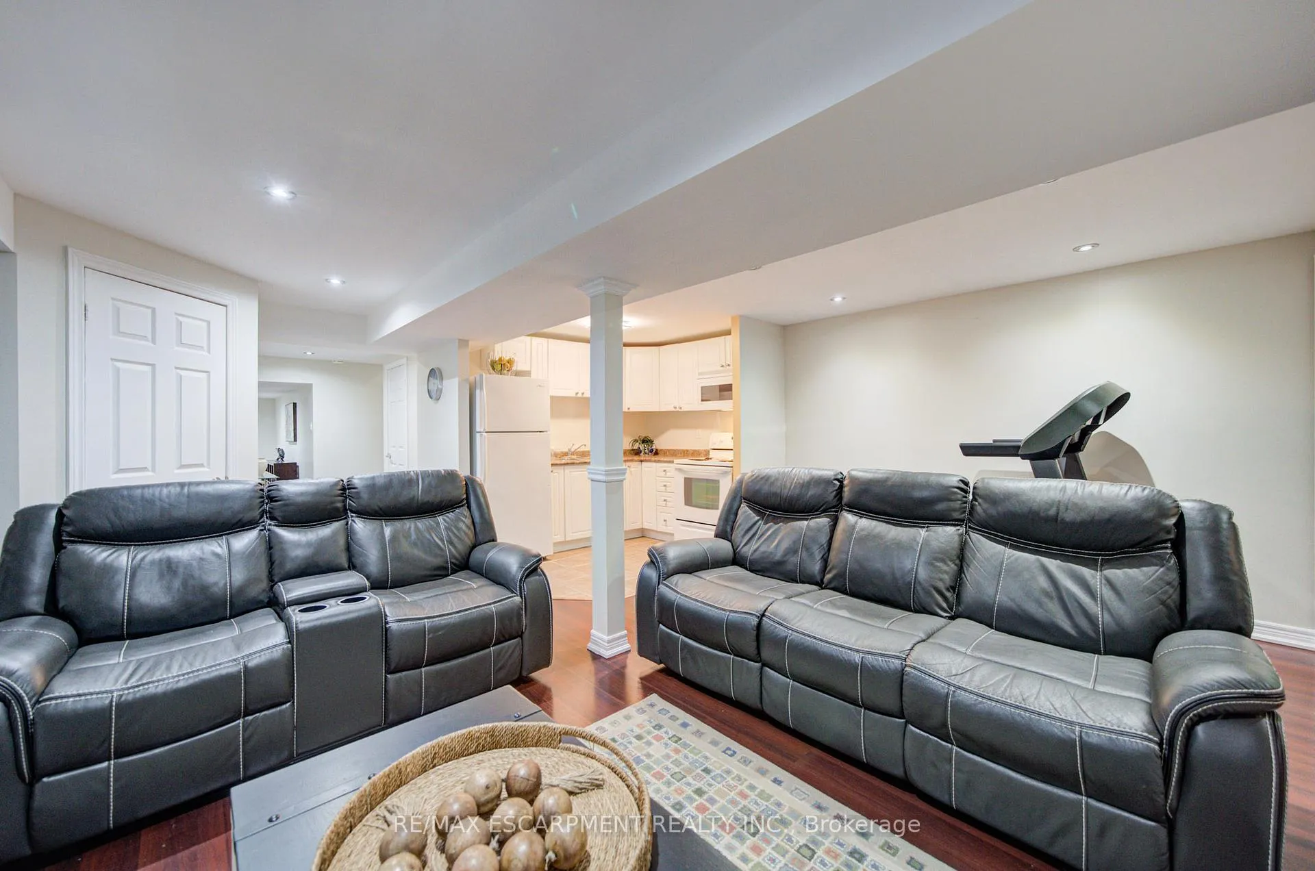 Photo 42 of 1227 Lamont Crescent, Milton, Clarke — HOMEH