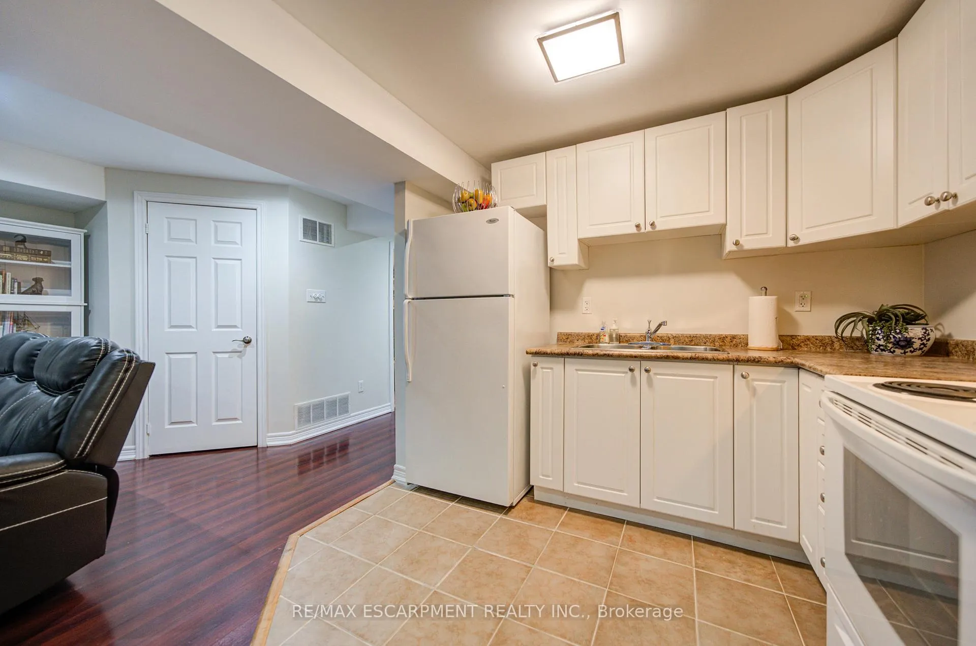 Photo 47 of 1227 Lamont Crescent, Milton, Clarke — HOMEH