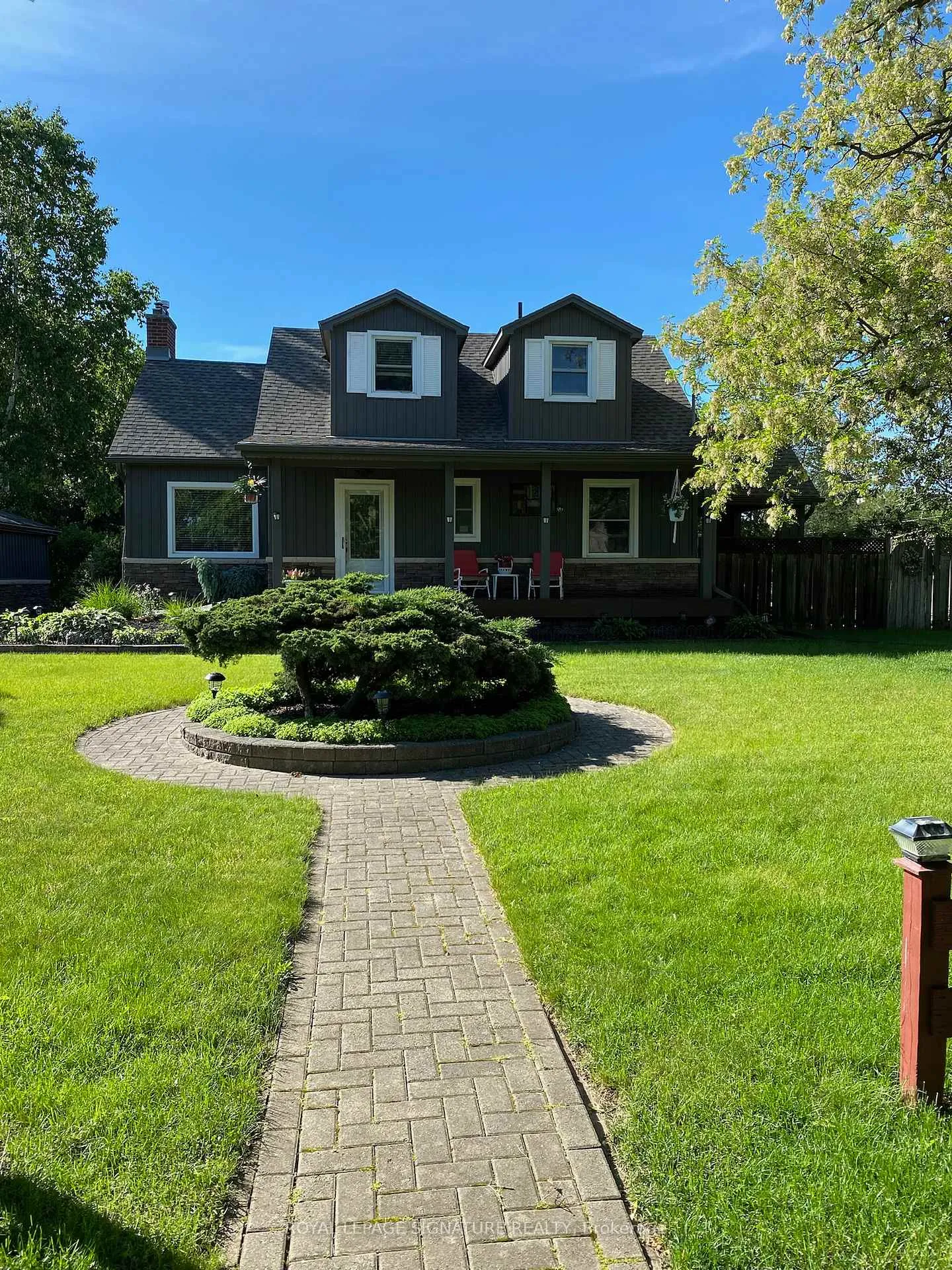 Photo 2 of 164 Jackson Avenue, Kitchener — HOMEH