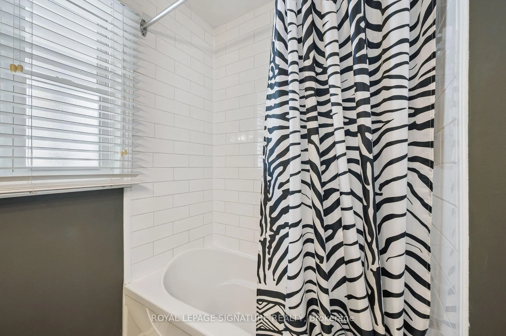 Photo 20 of 164 Jackson Avenue, Kitchener — HOMEH