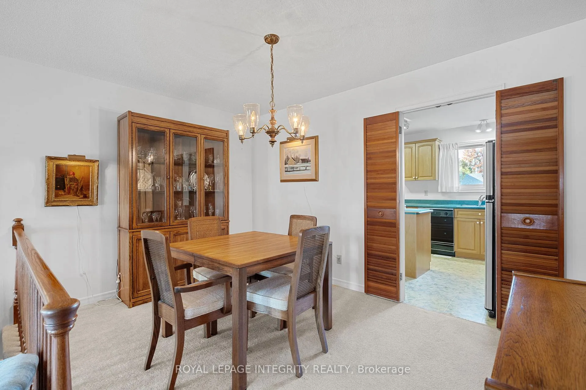 Photo 9 of 12 Wynford Avenue, Ottawa, Craig Henry/Woodvale — HOMEH