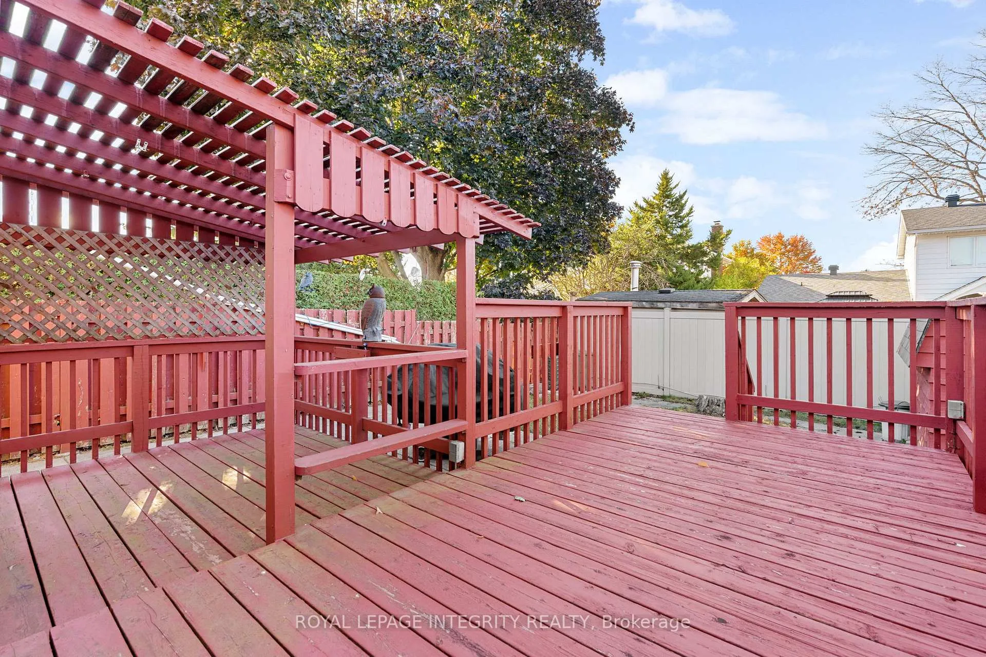 Photo 36 of 12 Wynford Avenue, Ottawa, Craig Henry/Woodvale — HOMEH