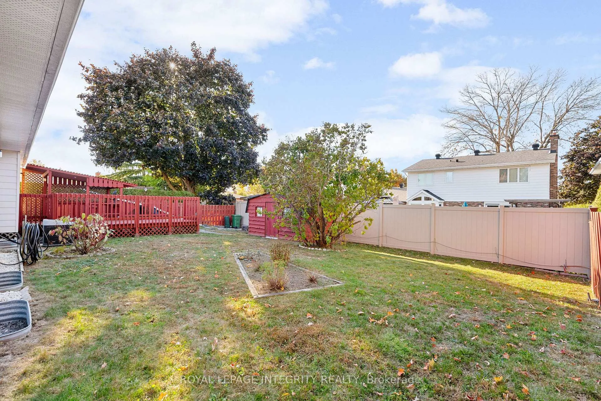 Photo 39 of 12 Wynford Avenue, Ottawa, Craig Henry/Woodvale — HOMEH