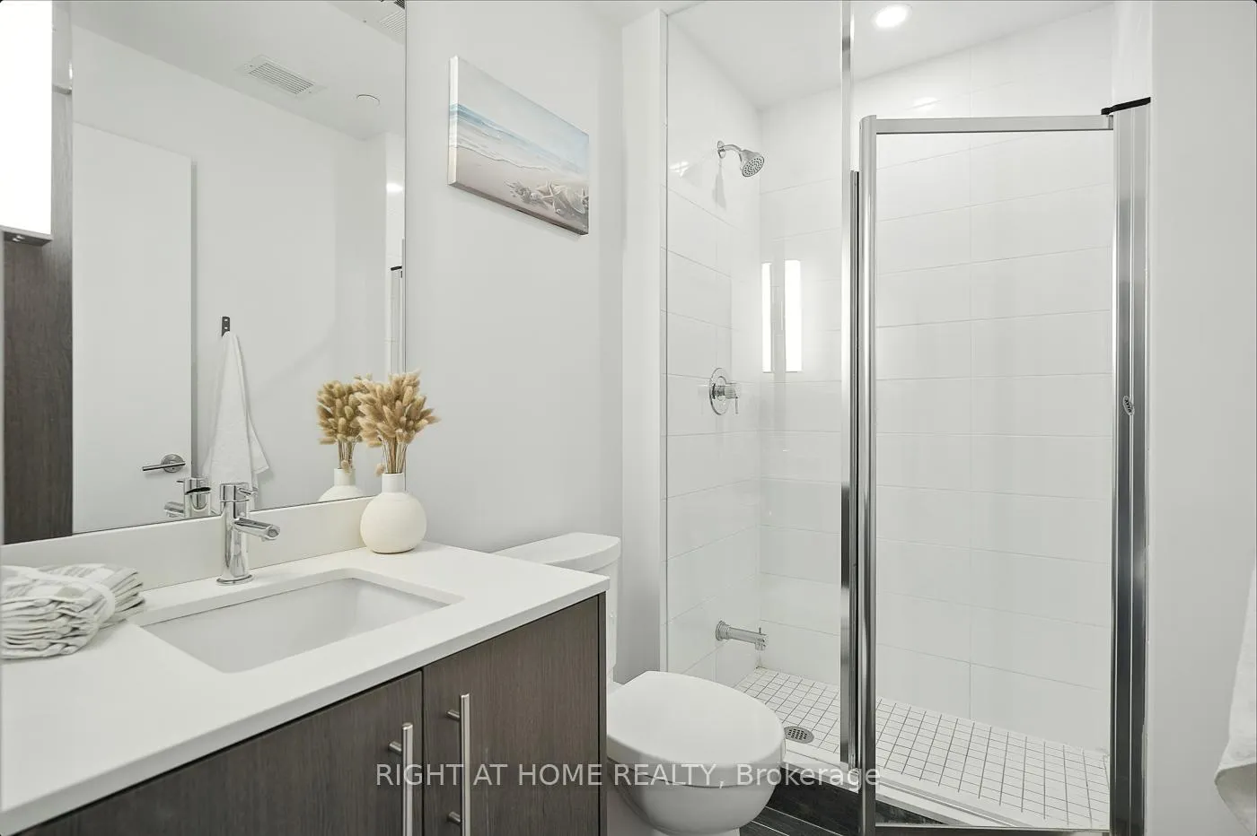Photo 14 of Unit 803, 215 Veterans Drive S, Brampton, Northwest Brampton — HOMEH