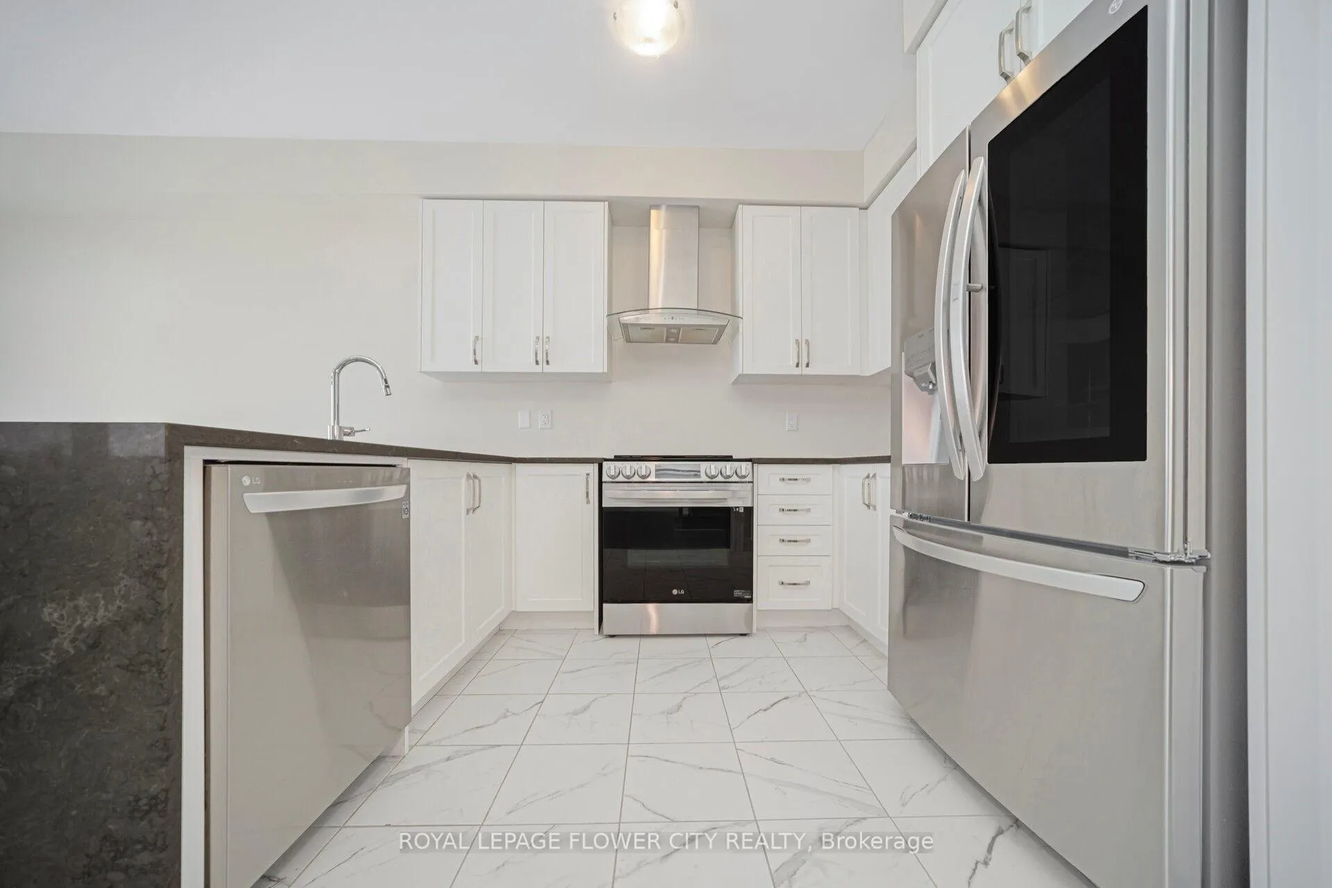Photo 18 of 73 Sundin Drive, Haldimand — HOMEH