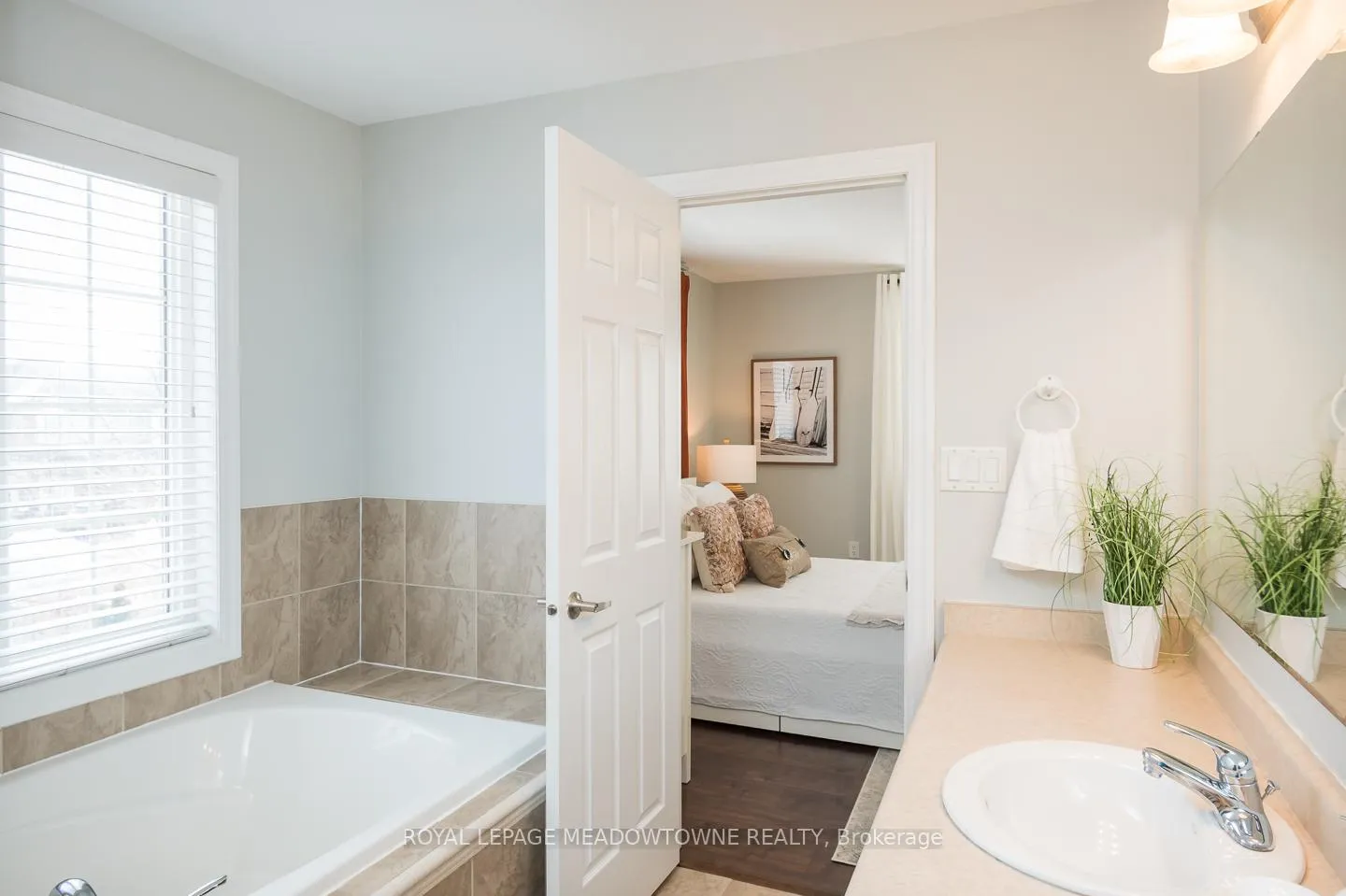 Photo 23 of 554 Speyer Circle, Milton, Harrison — HOMEH