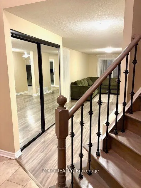 Photo 3 of 174 Tunbridge Road, Barrie, Georgian Drive — HOMEH