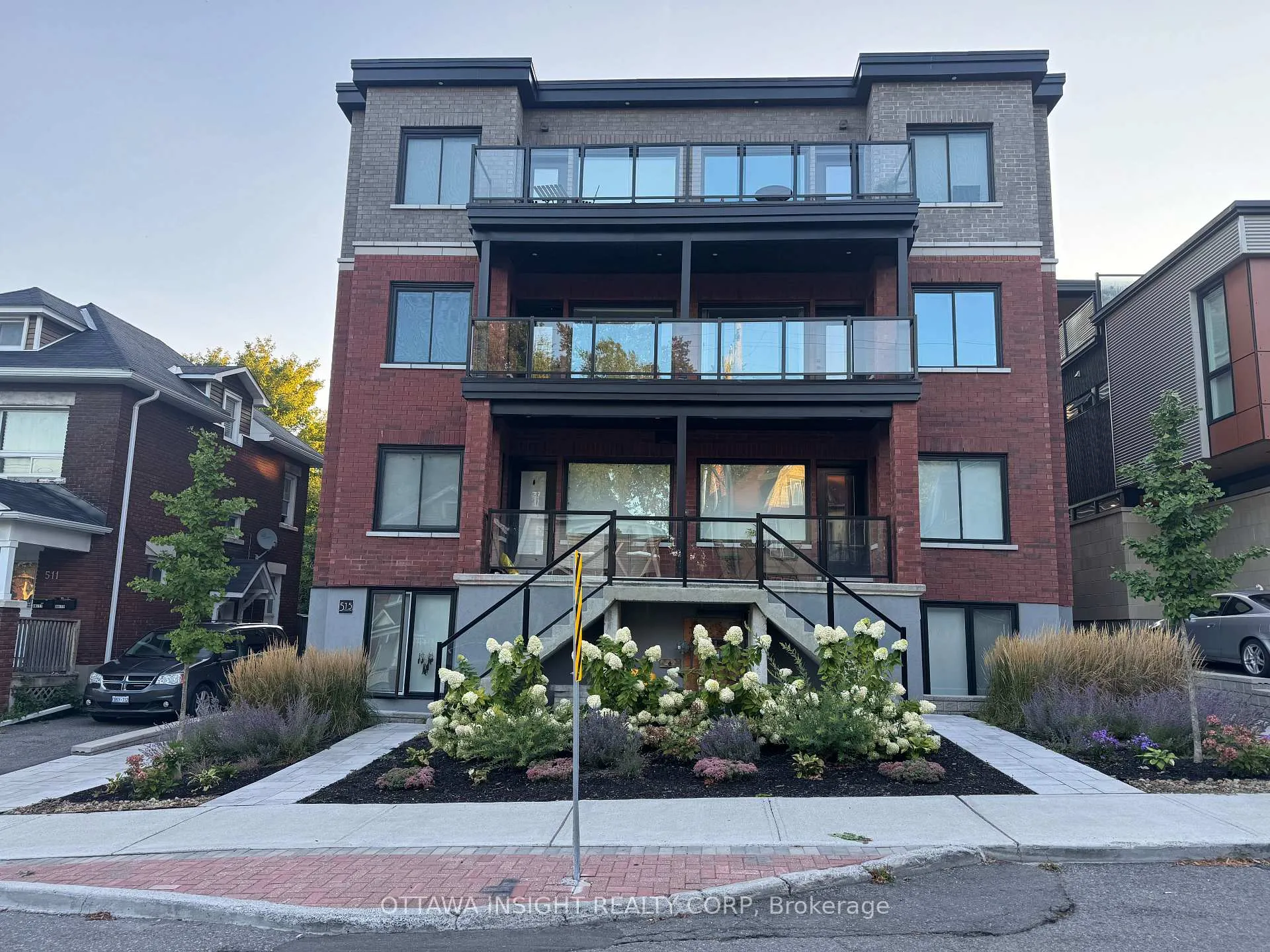 Front of Unit 1-N, 515 Chapel Street