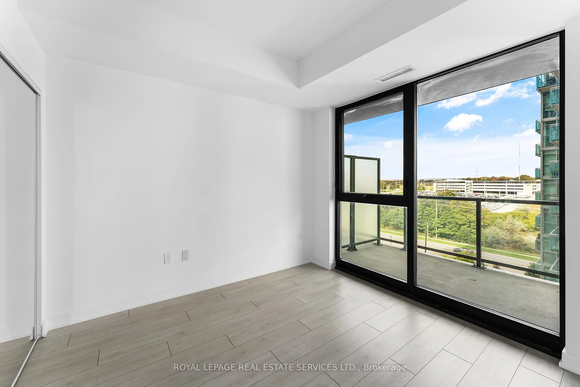 Photo 7 of Unit 601, 1606 Charles Street, Whitby, Port Whitby — HOMEH
