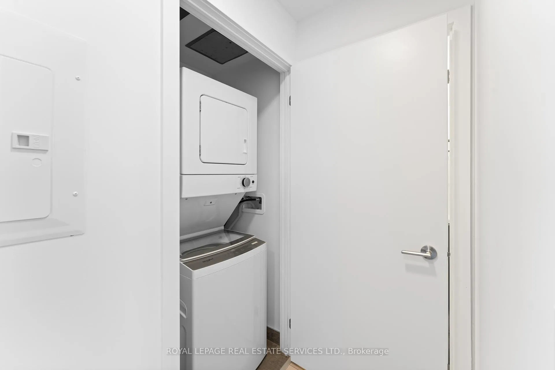 Photo 10 of Unit 601, 1606 Charles Street, Whitby, Port Whitby — HOMEH