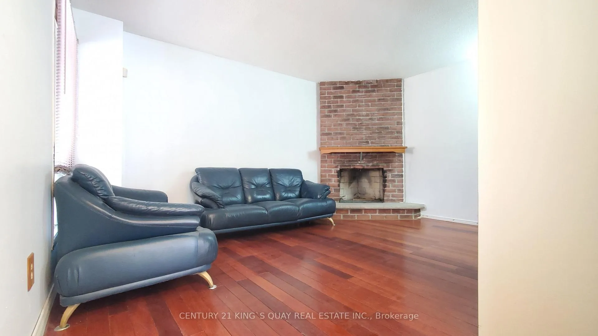 Photo 4 of 6 Cottsmore Crescent, Markham, Milliken Mills West — HOMEH