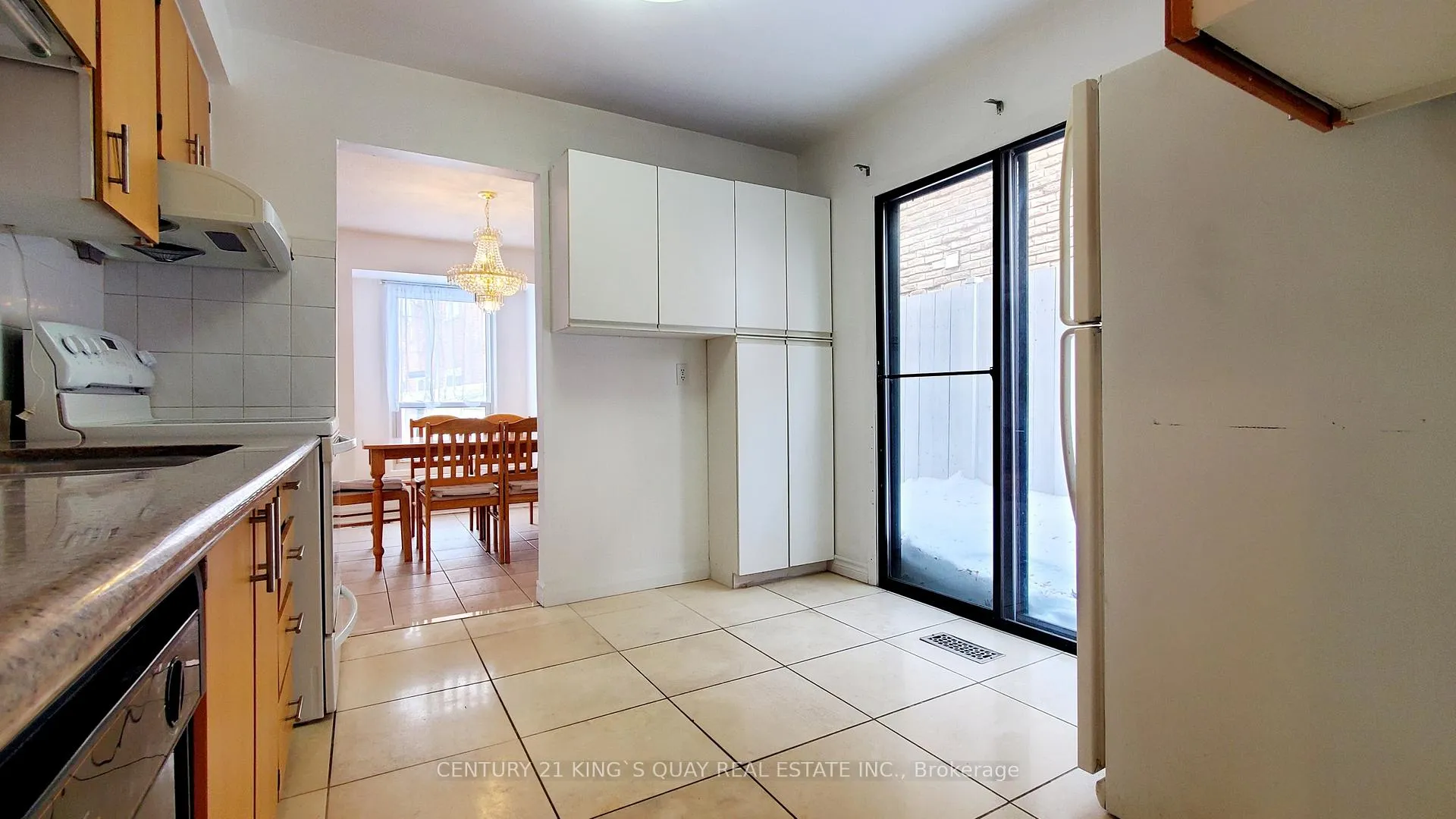 Photo 9 of 6 Cottsmore Crescent, Markham, Milliken Mills West — HOMEH