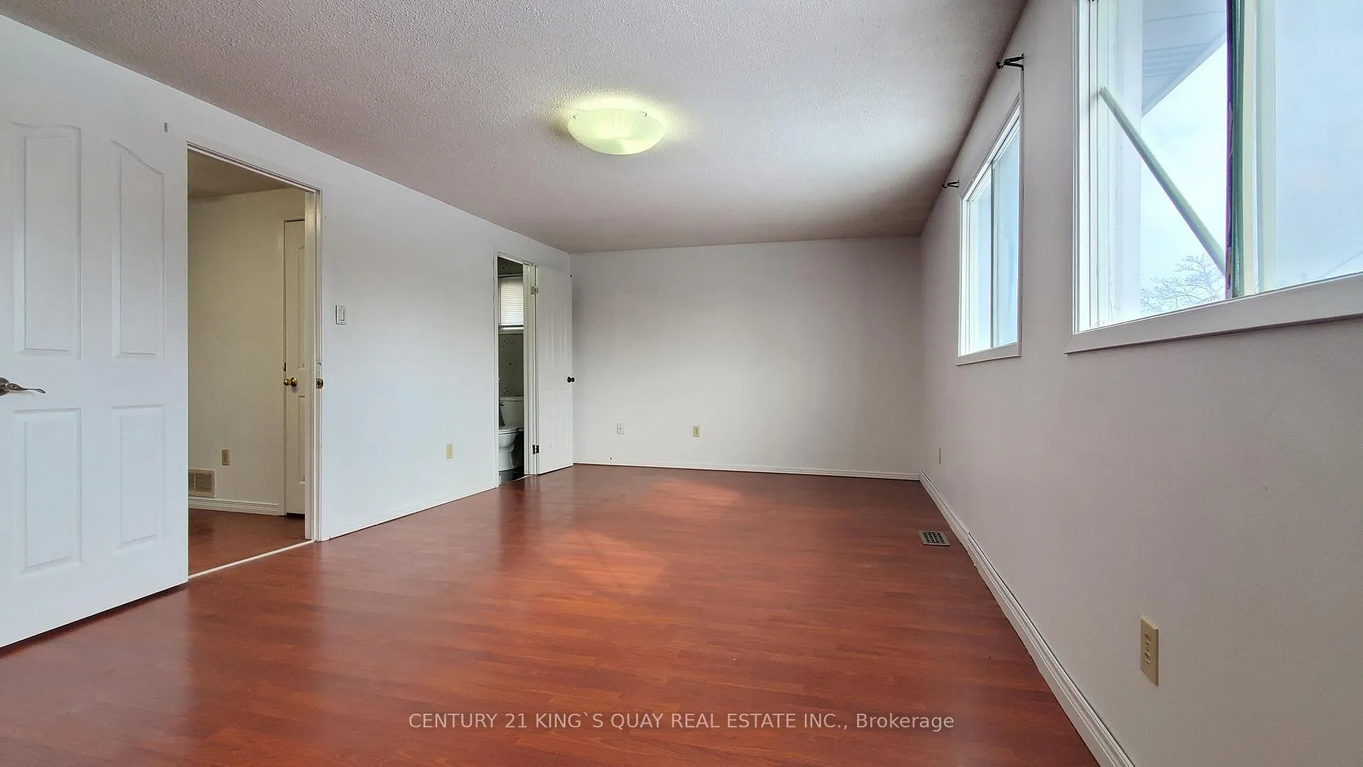 Photo 12 of 6 Cottsmore Crescent, Markham, Milliken Mills West — HOMEH