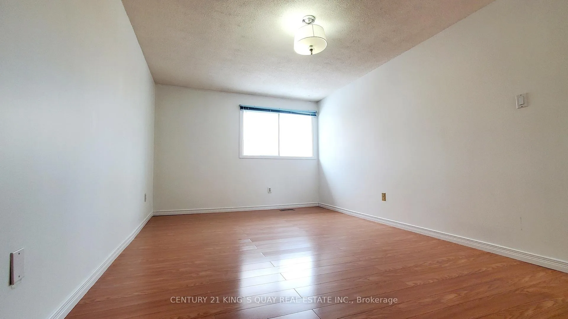 Photo 18 of 6 Cottsmore Crescent, Markham, Milliken Mills West — HOMEH