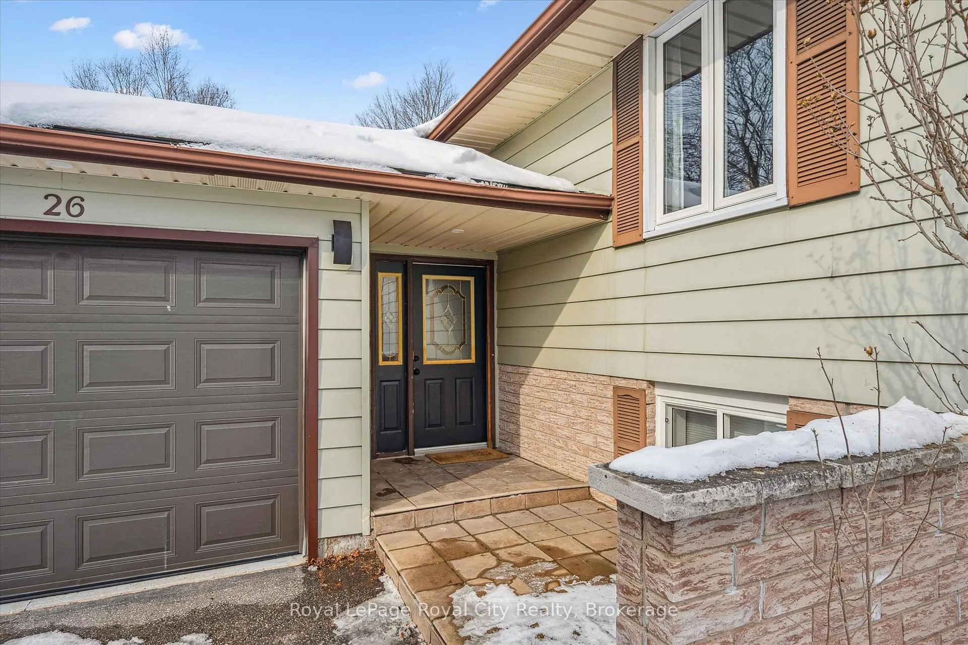 Photo 3 of 26 Vista Terrace, Guelph, Victoria North — HOMEH