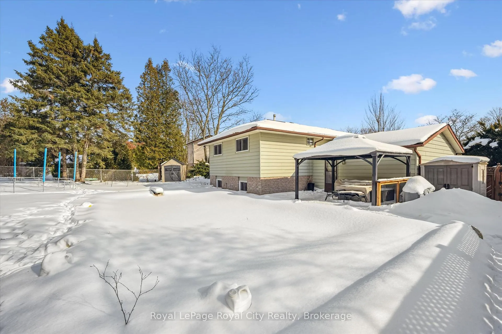 Photo 28 of 26 Vista Terrace, Guelph, Victoria North — HOMEH