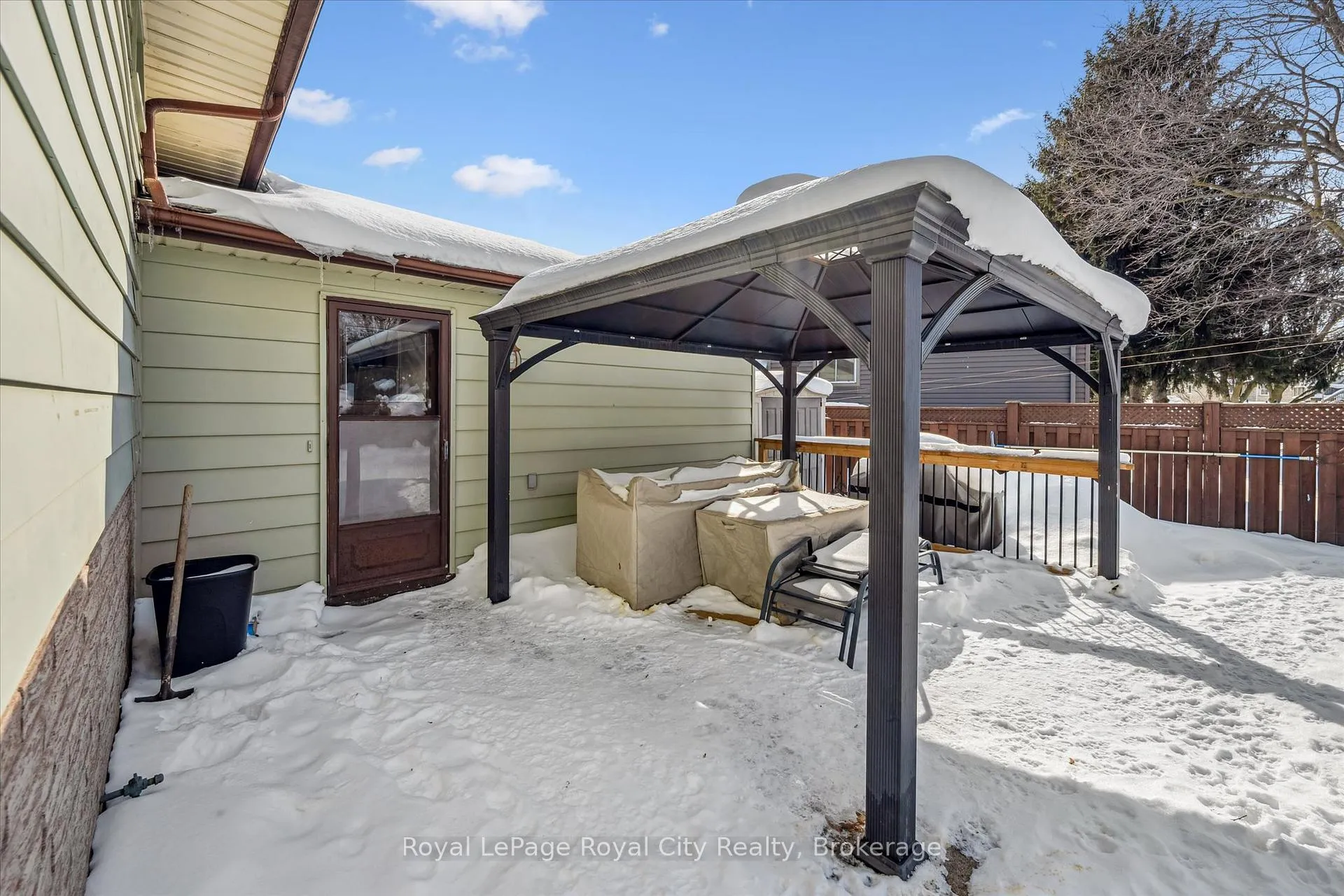 Photo 29 of 26 Vista Terrace, Guelph, Victoria North — HOMEH