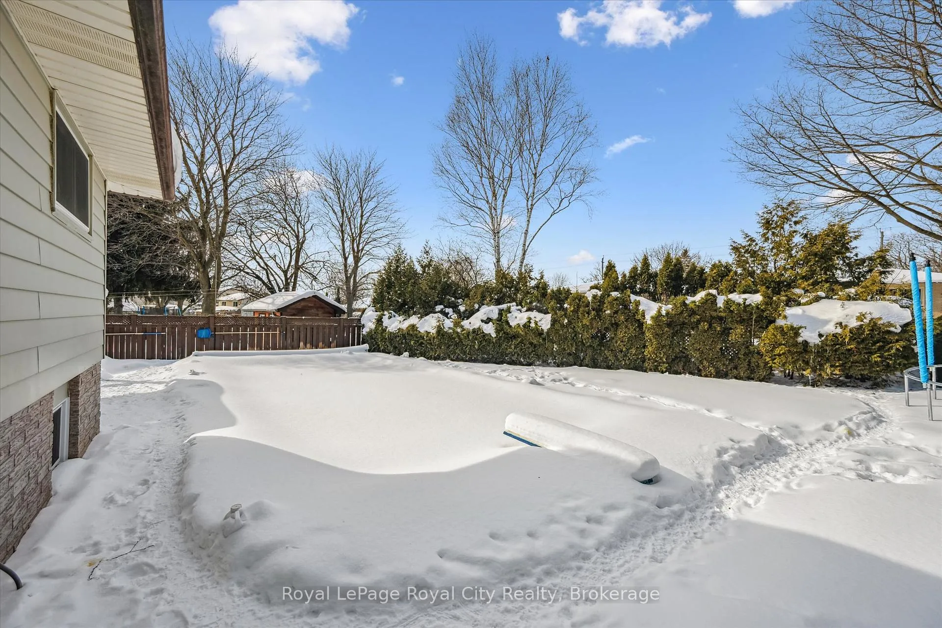 Photo 34 of 26 Vista Terrace, Guelph, Victoria North — HOMEH