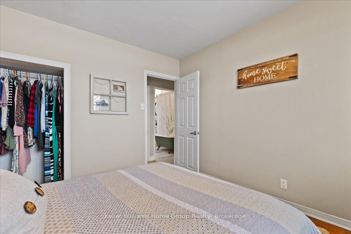Photo 13 of 7637 Wellington 7 Road, Mapleton, Rural Mapleton — HOMEH
