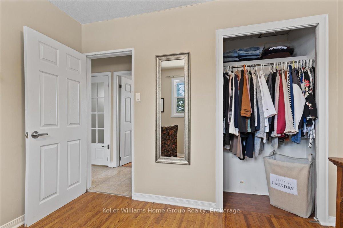 Photo 18 of 7637 Wellington 7 Road, Mapleton, Rural Mapleton — HOMEH