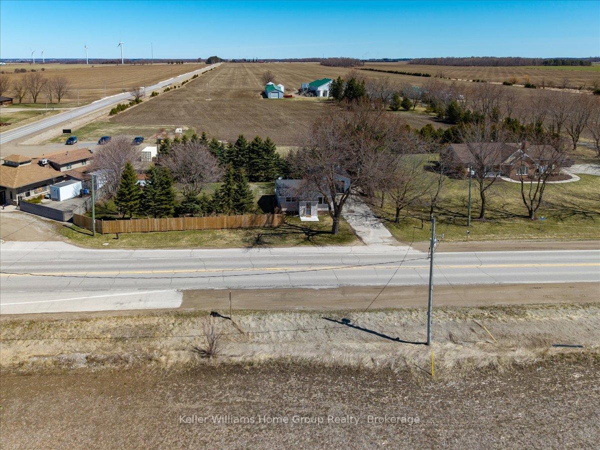 Photo 42 of 7637 Wellington 7 Road, Mapleton, Rural Mapleton — HOMEH