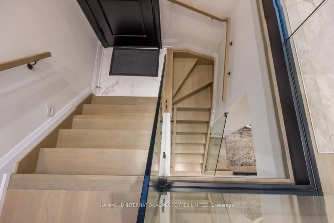 Photo 6 of 372 Briar Hill Avenue, Toronto, Lawrence Park South — HOMEH