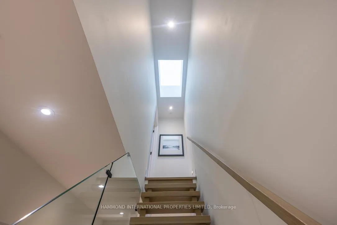 Photo 28 of 372 Briar Hill Avenue, Toronto, Lawrence Park South — HOMEH