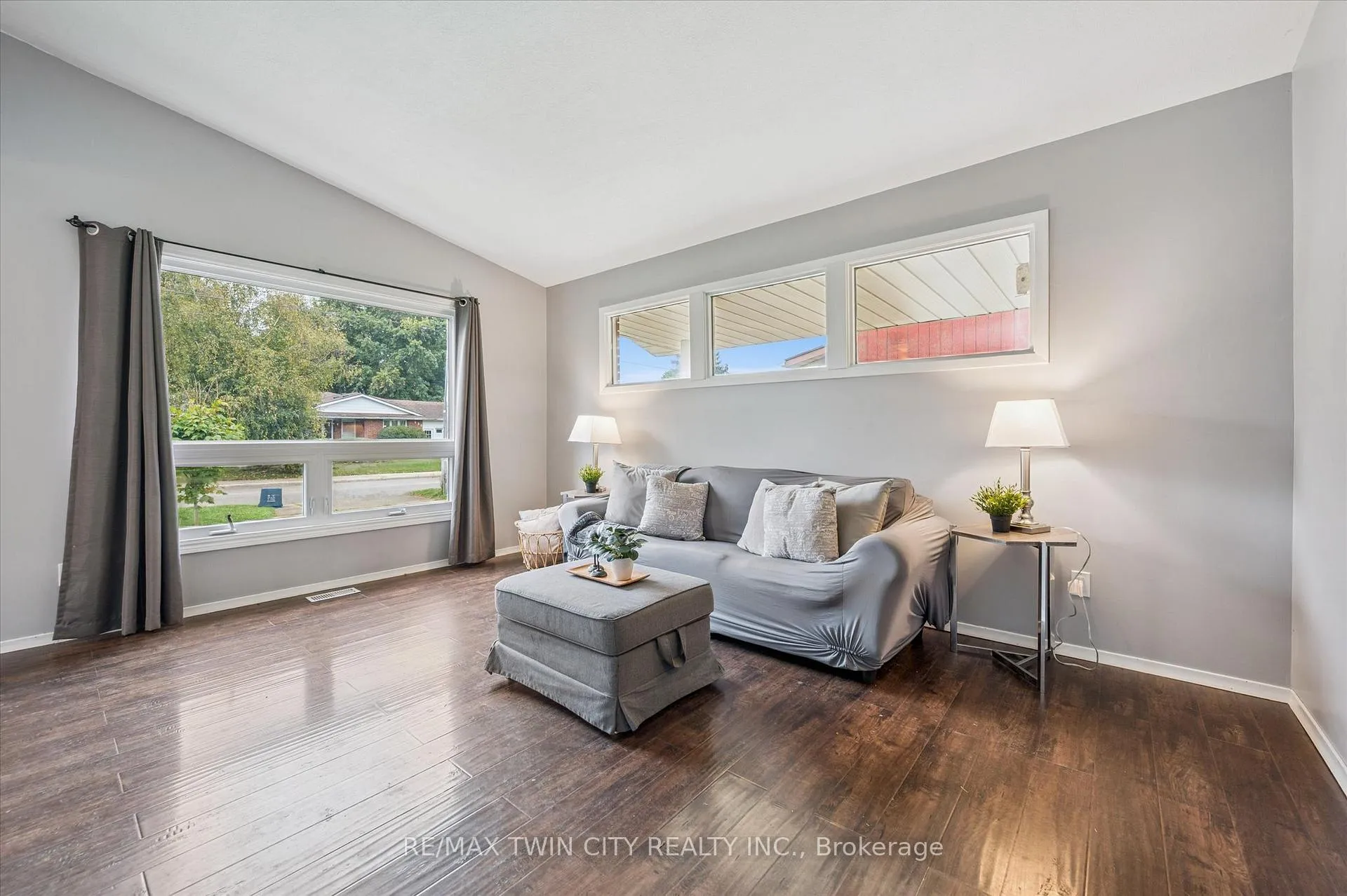 Photo 7 of 635 Raglan Street, Minto — HOMEH
