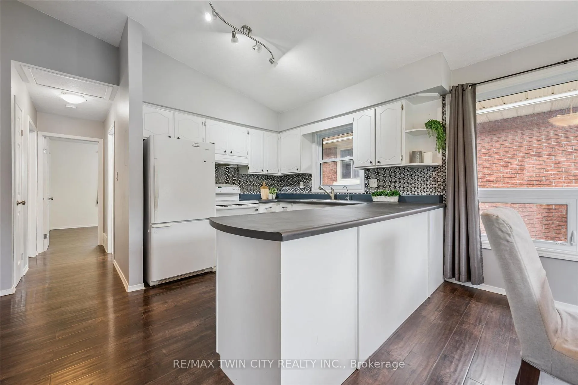 Photo 14 of 635 Raglan Street, Minto — HOMEH