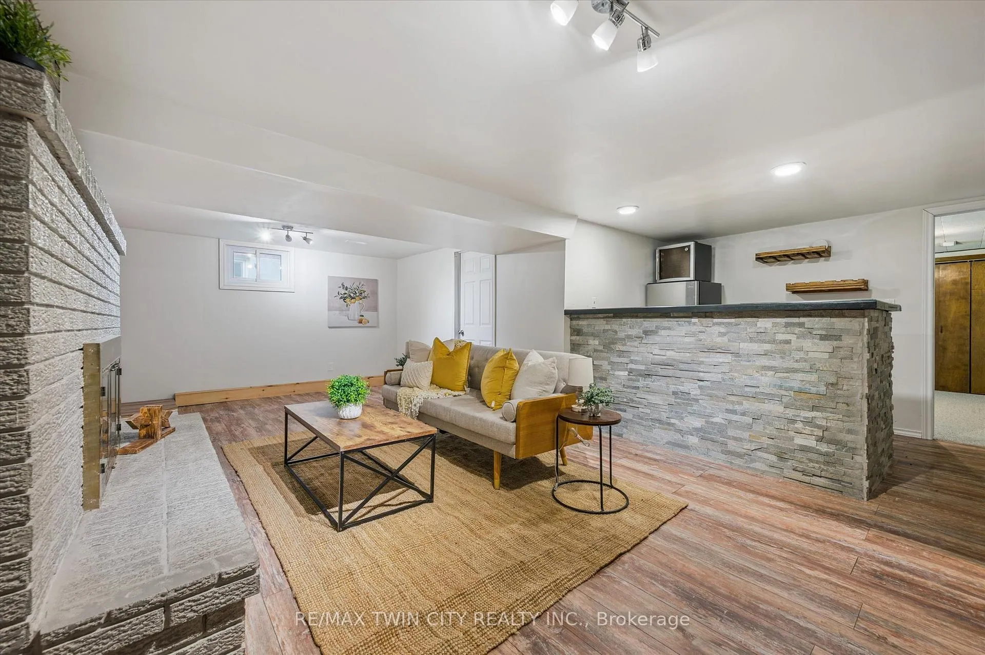 Photo 25 of 635 Raglan Street, Minto — HOMEH