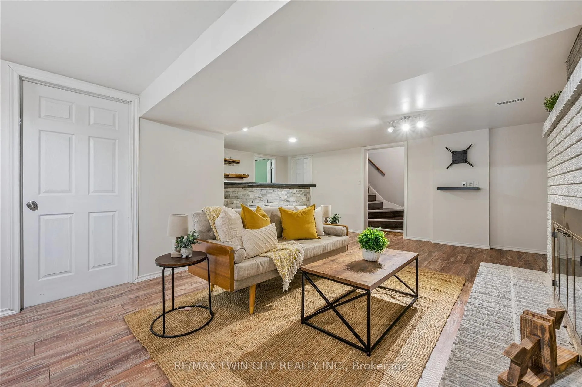 Photo 28 of 635 Raglan Street, Minto — HOMEH