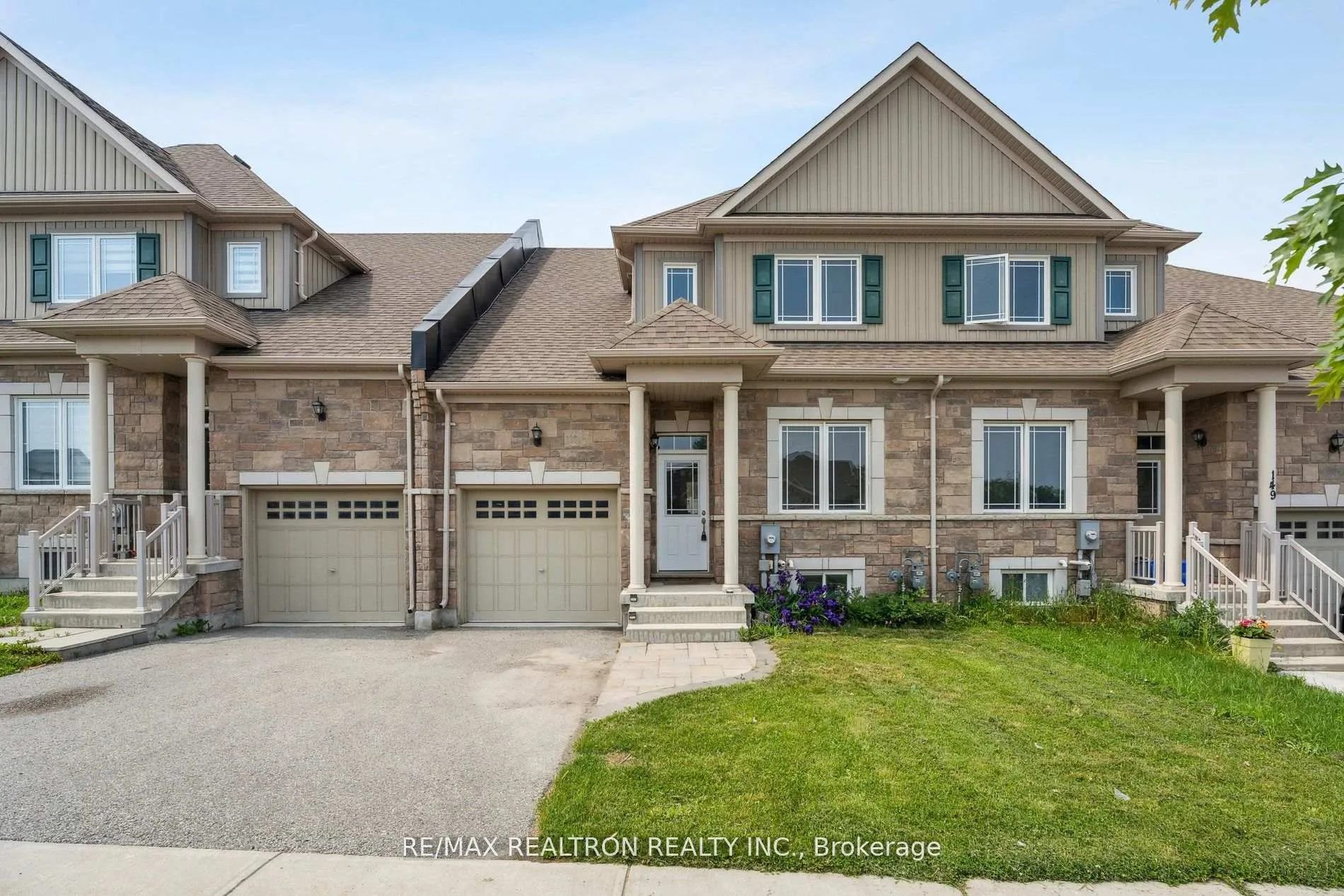 Photo 3 of 151 Isabella Drive, Orillia — HOMEH