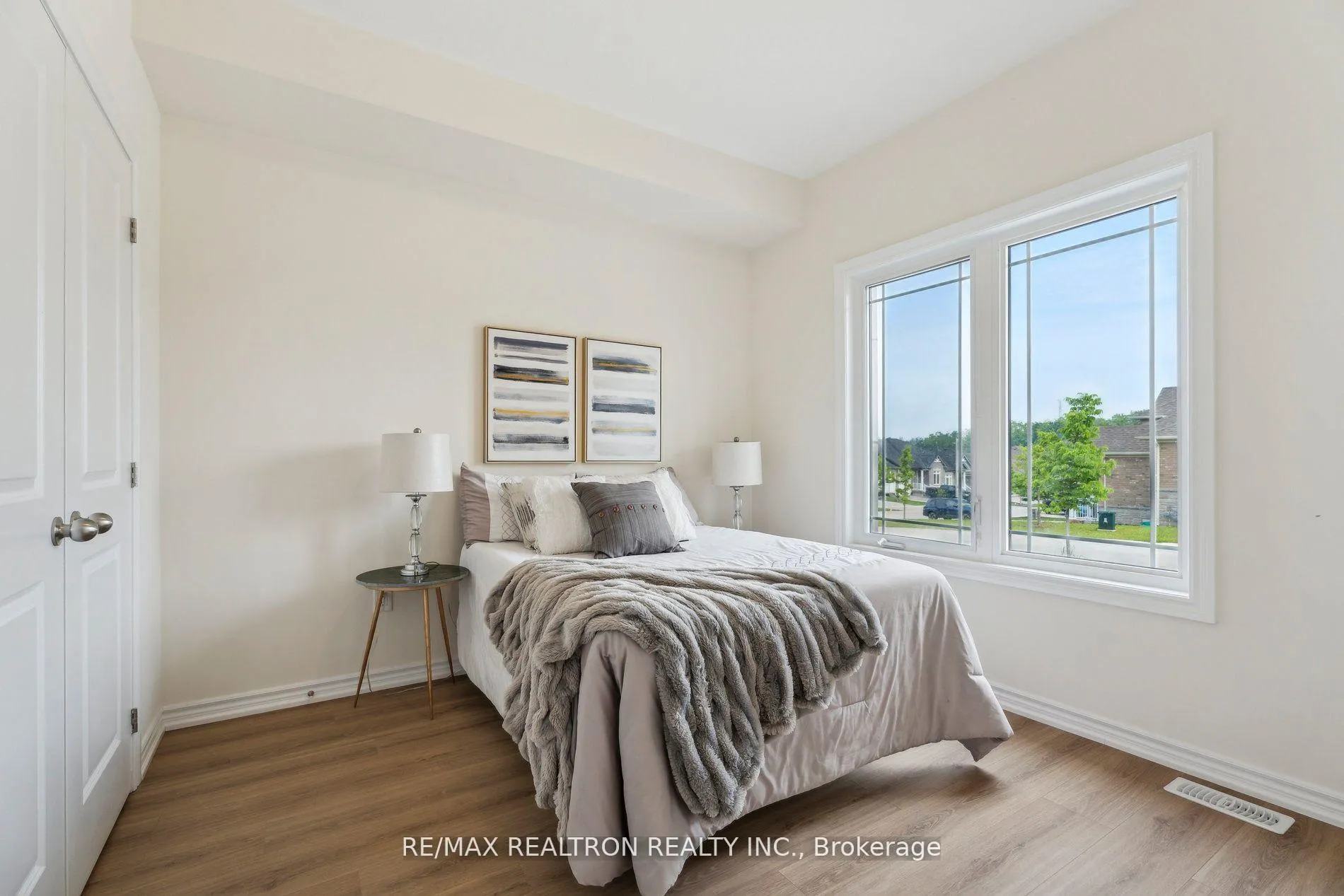 Photo 25 of 151 Isabella Drive, Orillia — HOMEH