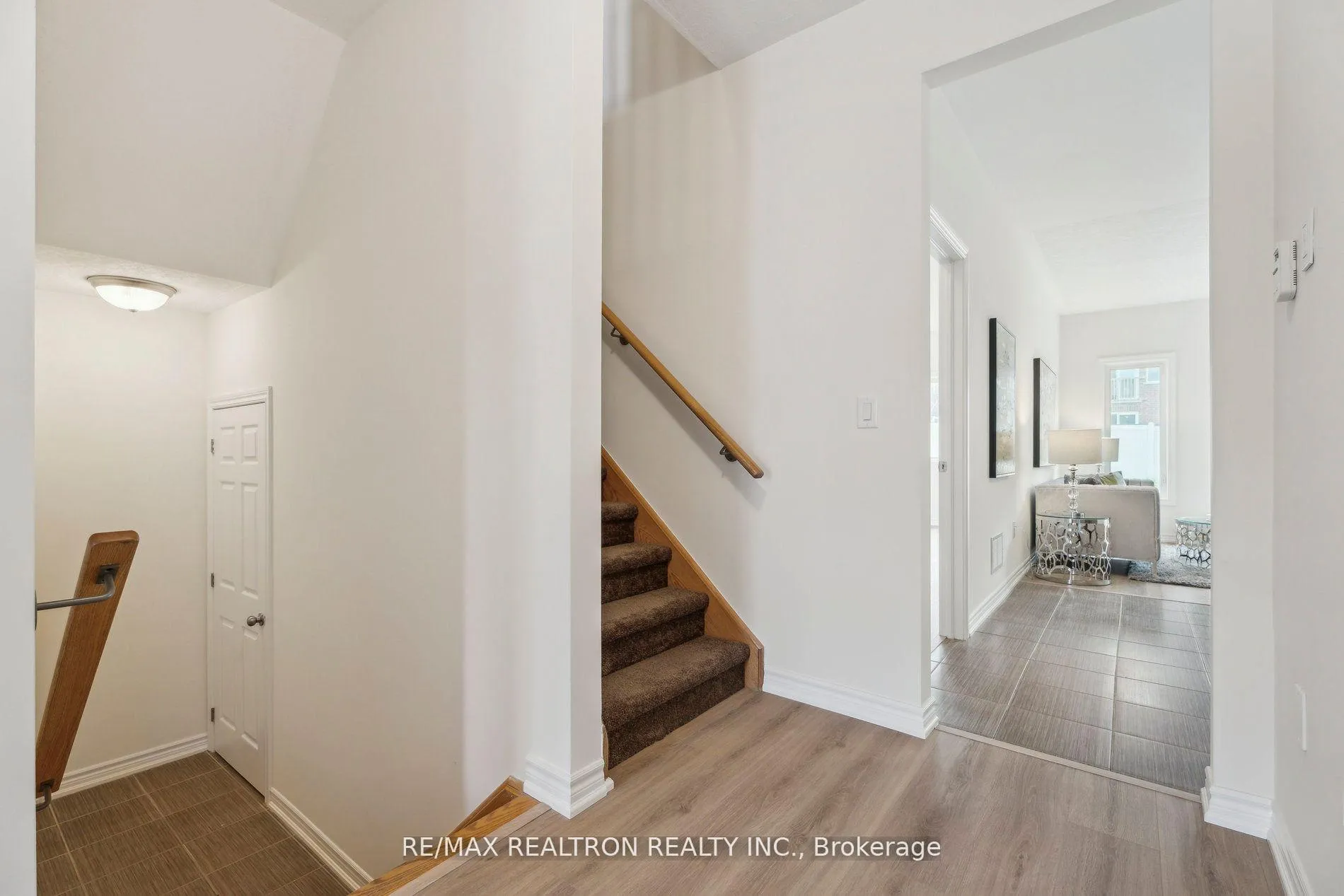 Photo 33 of 151 Isabella Drive, Orillia — HOMEH