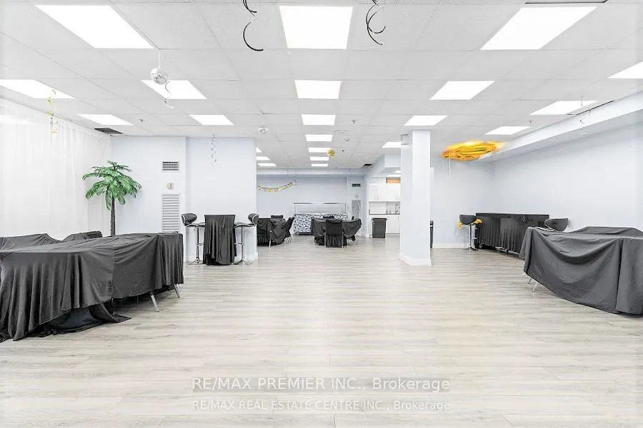 Photo 5 of Unit 1004, 4 Lisa Street, Brampton, Queen Street Corridor — HOMEH