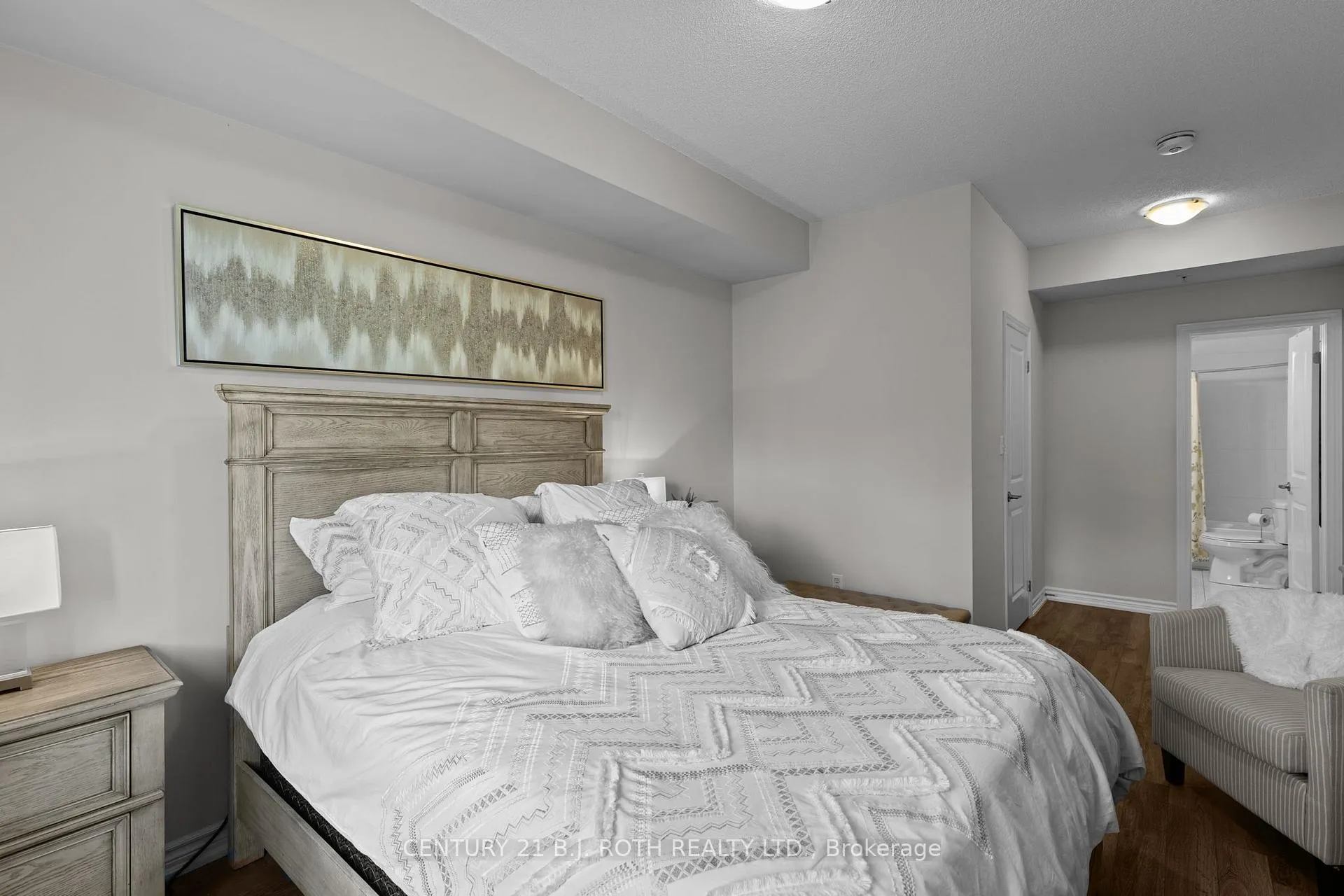 Photo 19 of Unit 304, 5 Greenwich Street, Barrie, Ardagh — HOMEH
