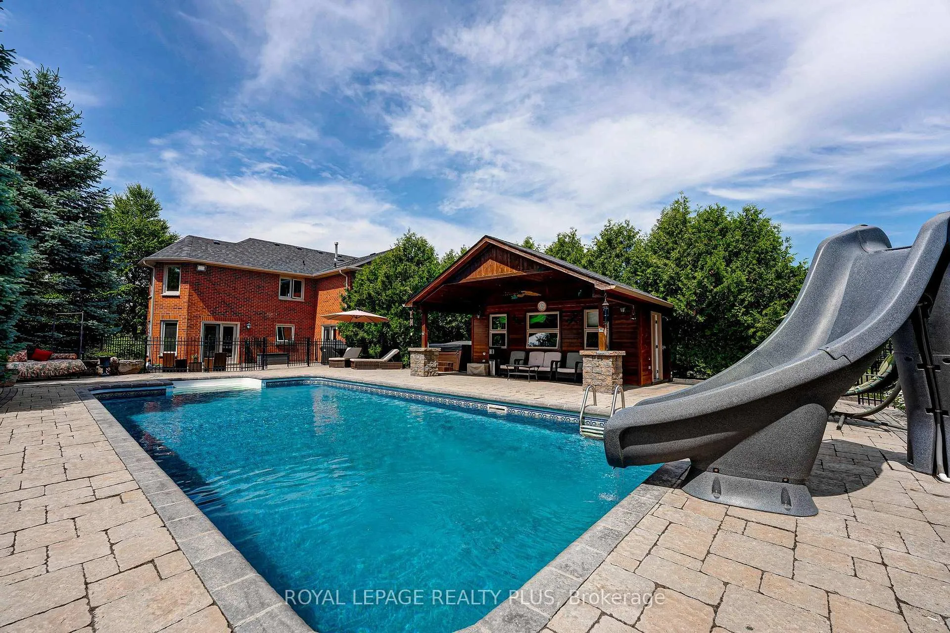 Photo 34 of 5 Coates Hill Court, Caledon, Palgrave — HOMEH