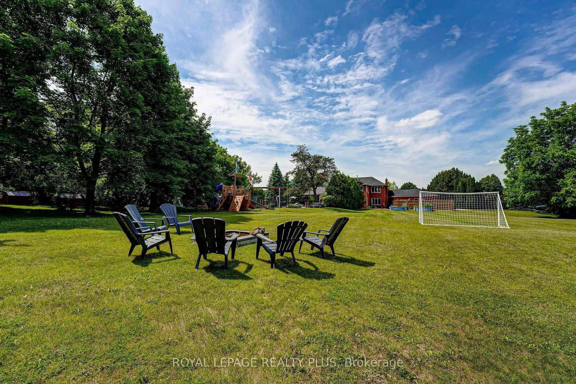 Photo 38 of 5 Coates Hill Court, Caledon, Palgrave — HOMEH