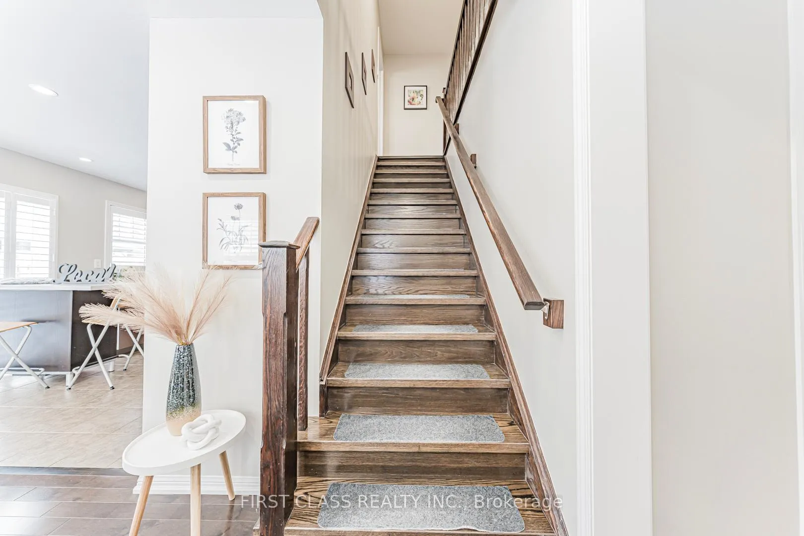 Photo 27 of 238 Whetham Heights, Milton, Harrison — HOMEH
