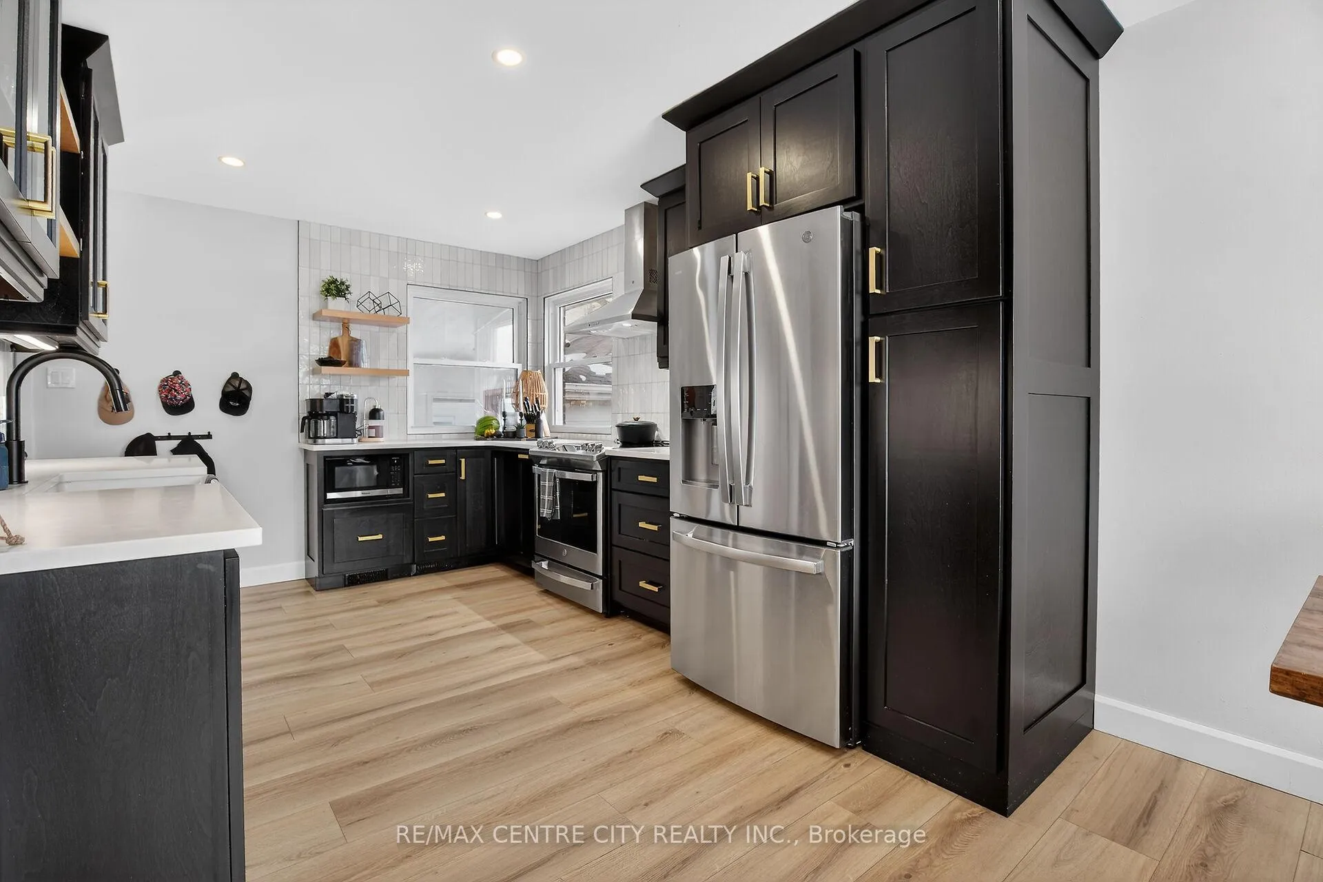 Photo 11 of 196 Byron Street, Zorra, Thamesford — HOMEH