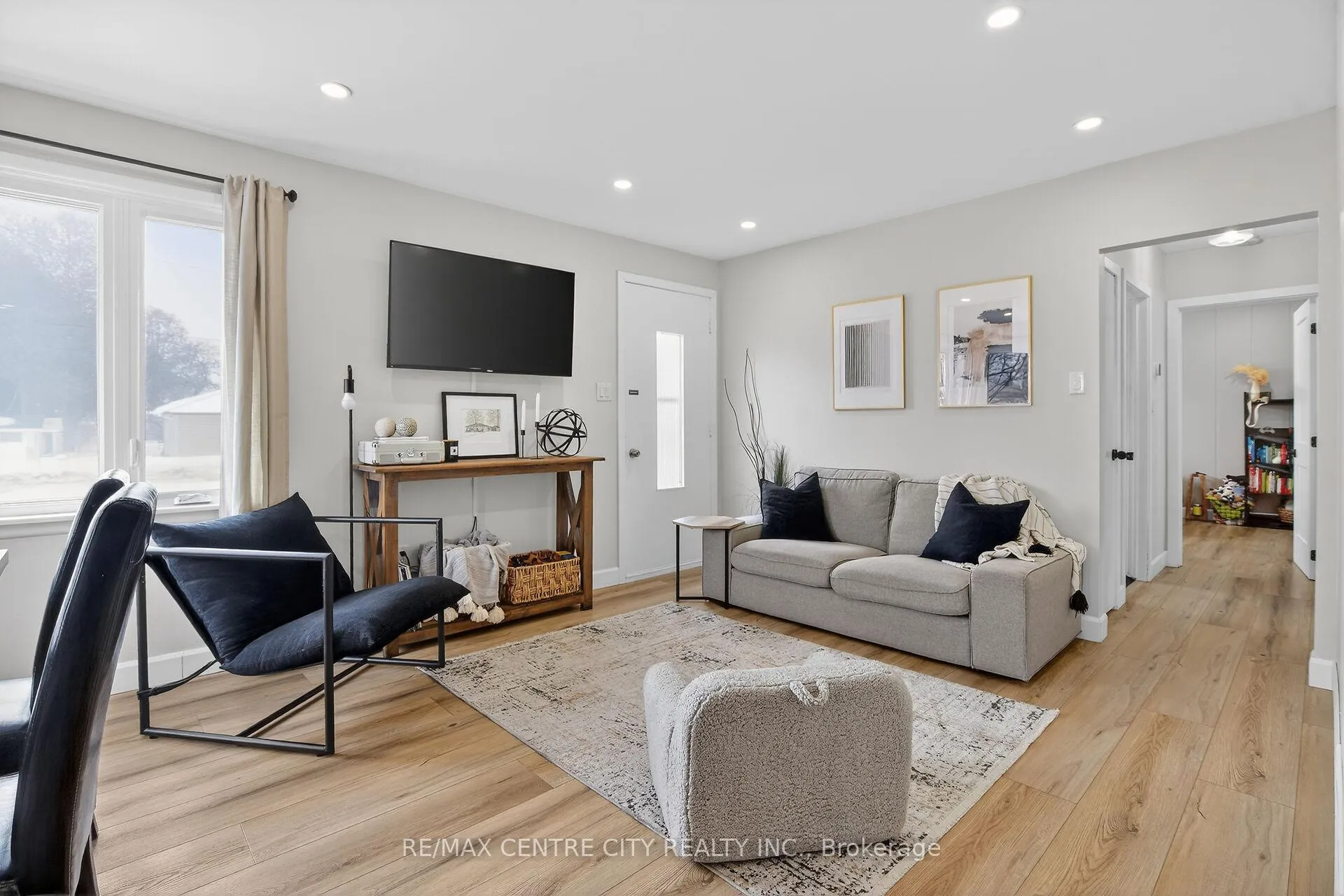 Photo 20 of 196 Byron Street, Zorra, Thamesford — HOMEH