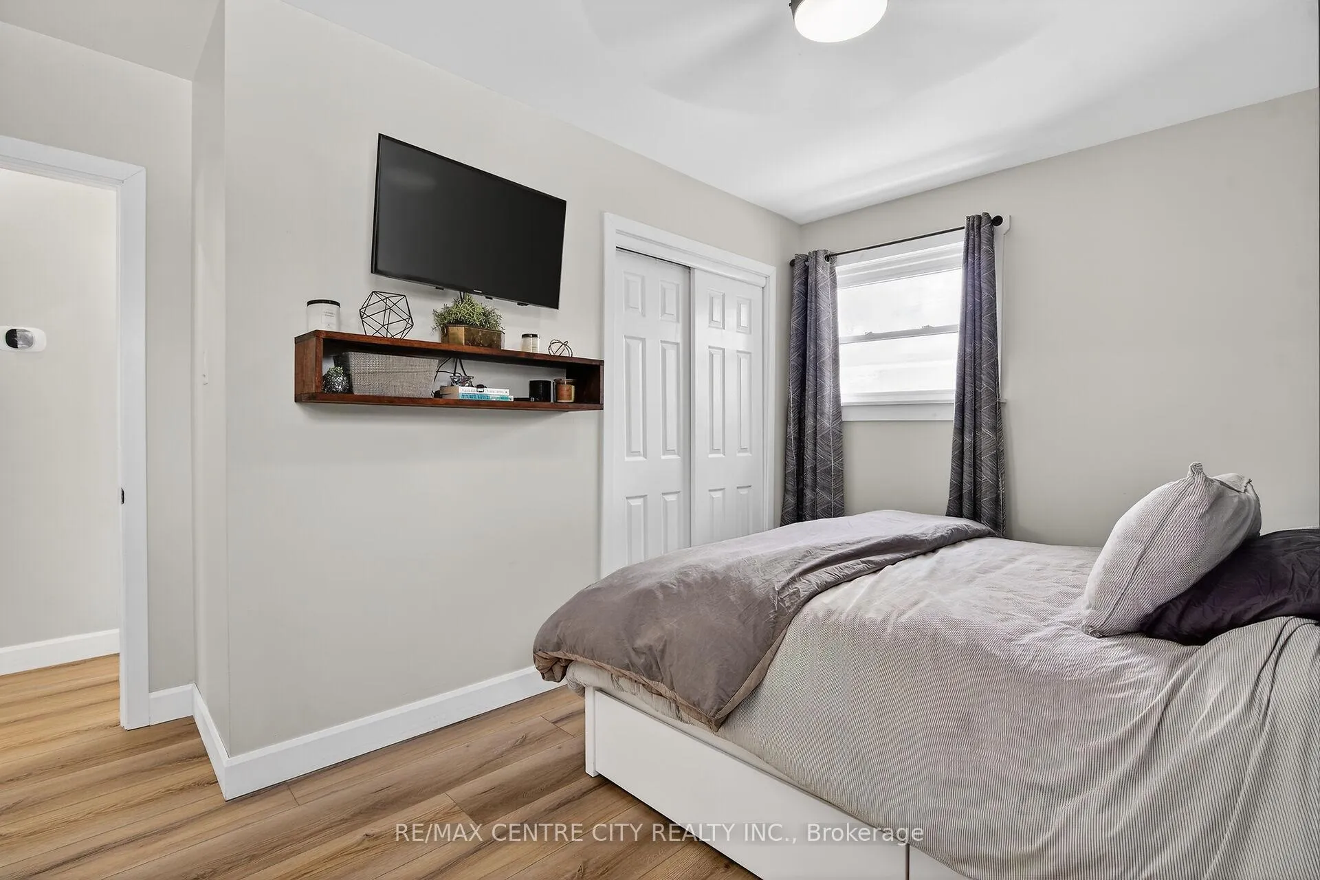 Photo 23 of 196 Byron Street, Zorra, Thamesford — HOMEH