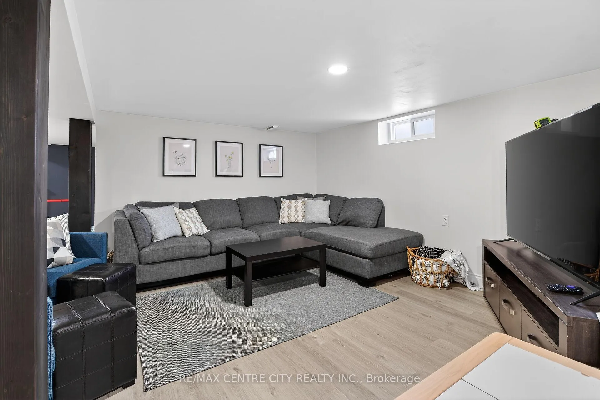 Photo 29 of 196 Byron Street, Zorra, Thamesford — HOMEH