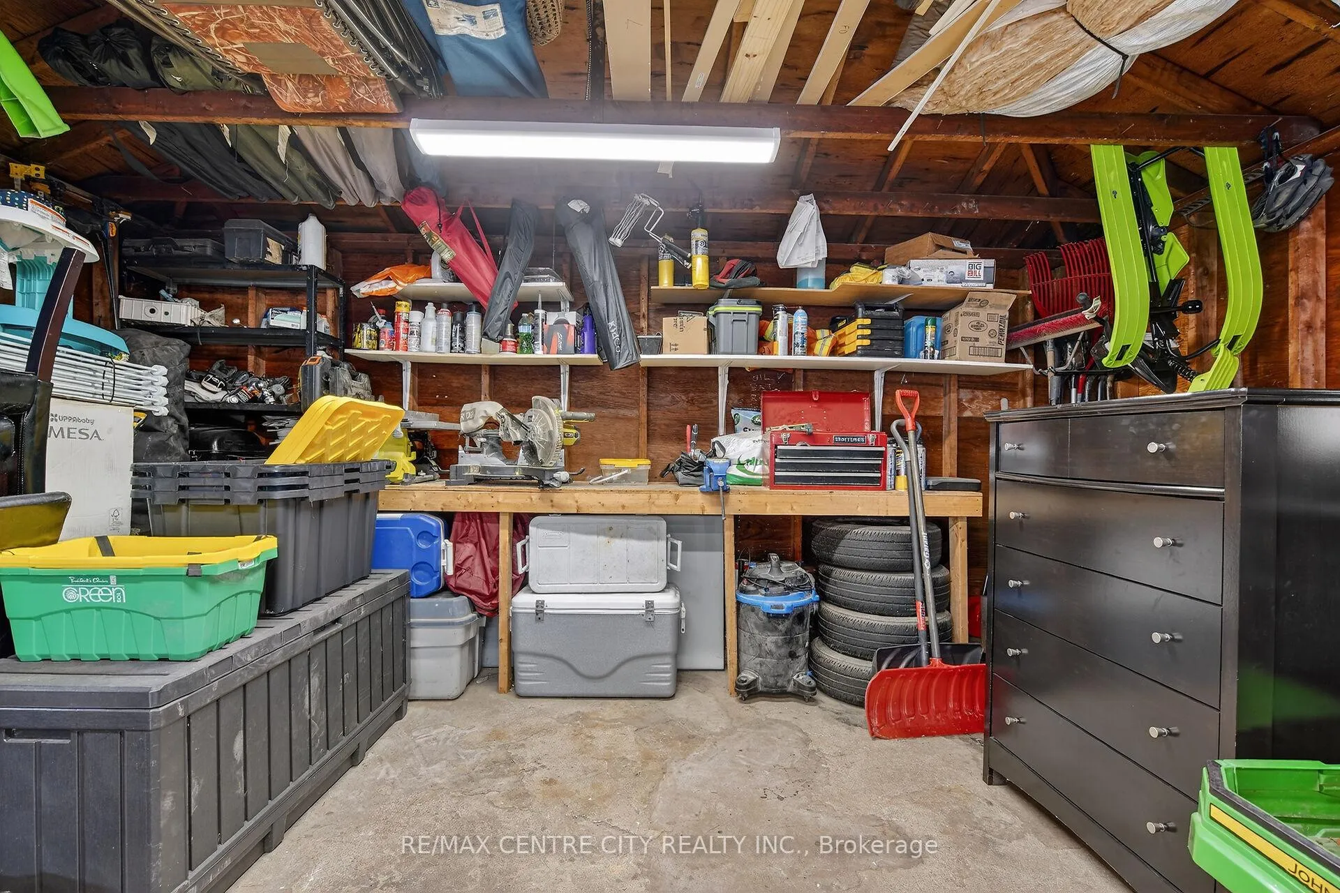 Photo 35 of 196 Byron Street, Zorra, Thamesford — HOMEH