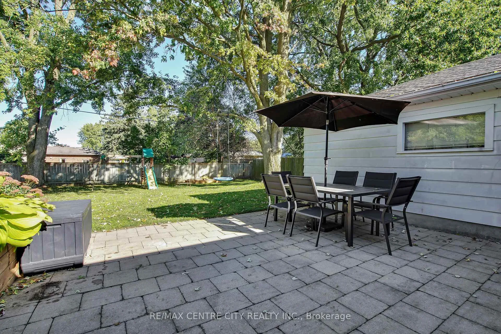 Photo 37 of 196 Byron Street, Zorra, Thamesford — HOMEH