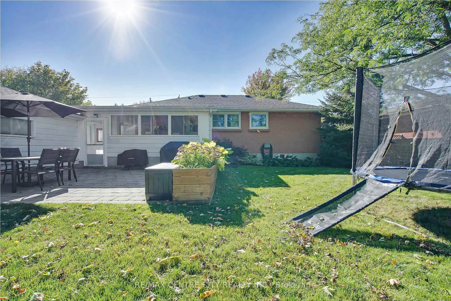 Photo 42 of 196 Byron Street, Zorra, Thamesford — HOMEH