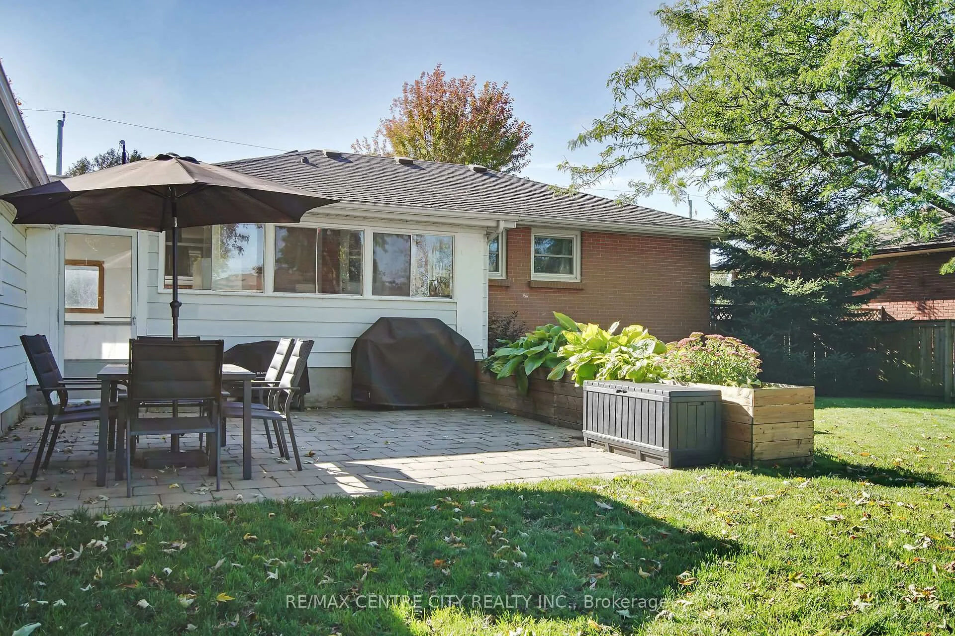 Photo 43 of 196 Byron Street, Zorra, Thamesford — HOMEH