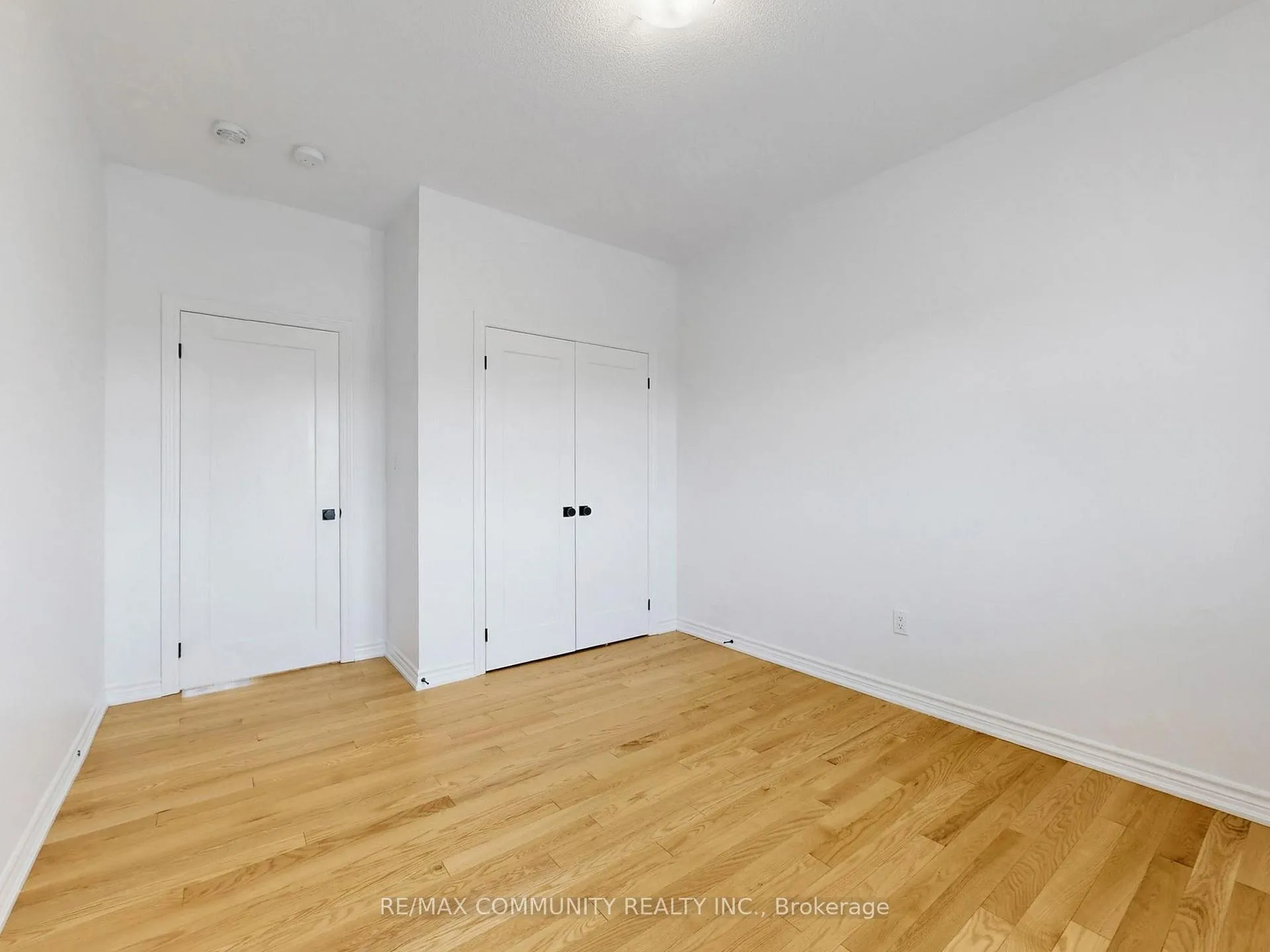 Photo 37 of 301 Danny Wheeler Boulevard, Georgina, Keswick North — HOMEH